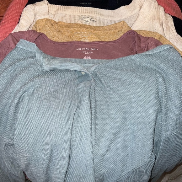 American Eagle Long sleeve tops BUNDLE - Picture 11 of 12